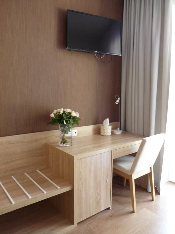 Bialy Dom Homestay Konstancin-Jeziorna